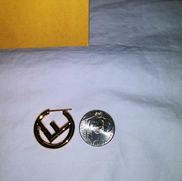 Fendi 'F' hoop earrings - Picture 3 of 9